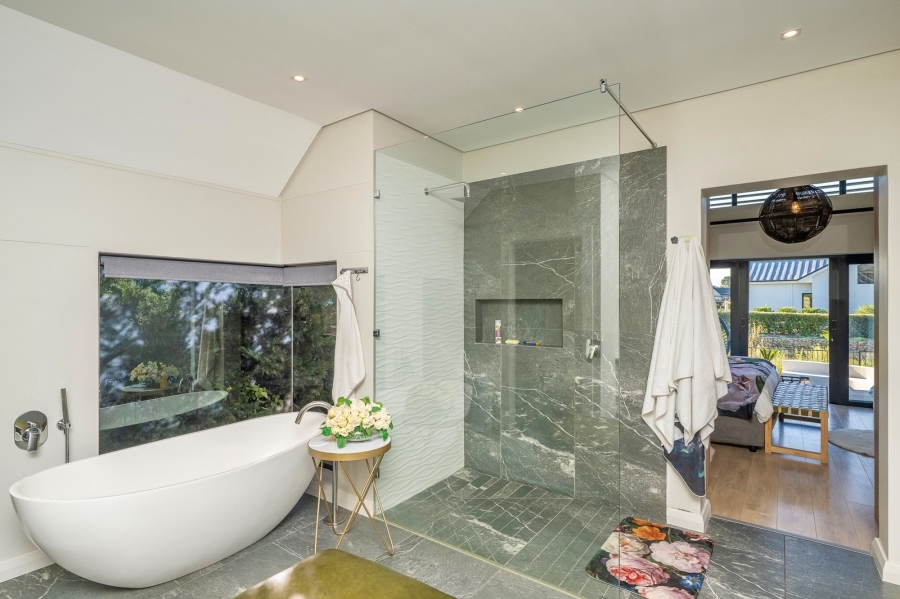5 Bedroom Property for Sale in Pearl Valley at Val de Vie Western Cape